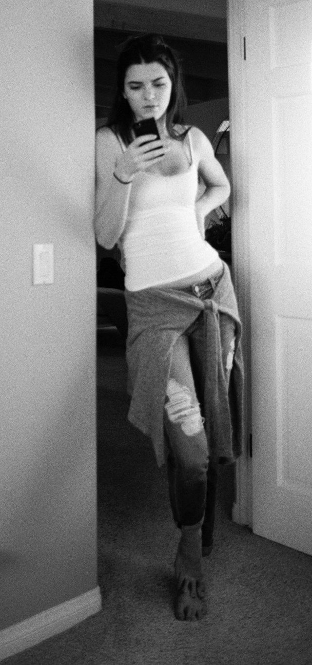 Kendall Jenner Leg Photoshoot