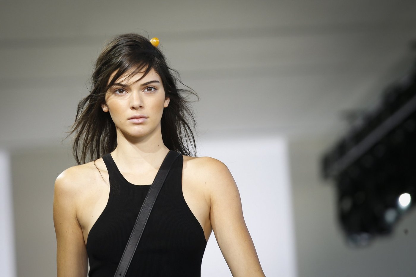 Kendall Jenner Leg Photoshoot