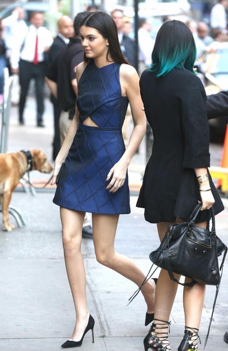Kendall Jenner Leg Photoshoot