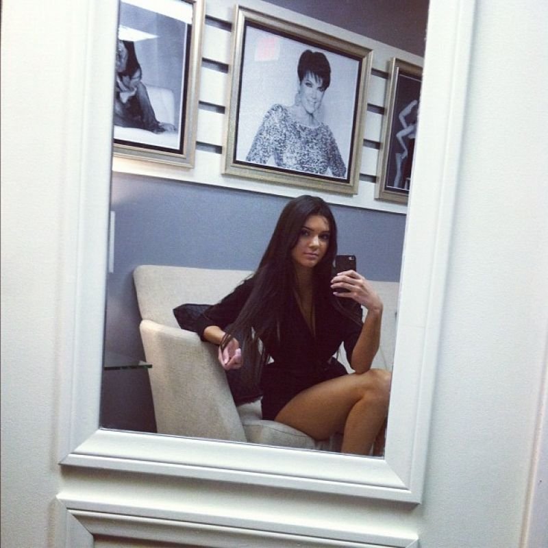 Kendall Jenner Leg Photoshoot