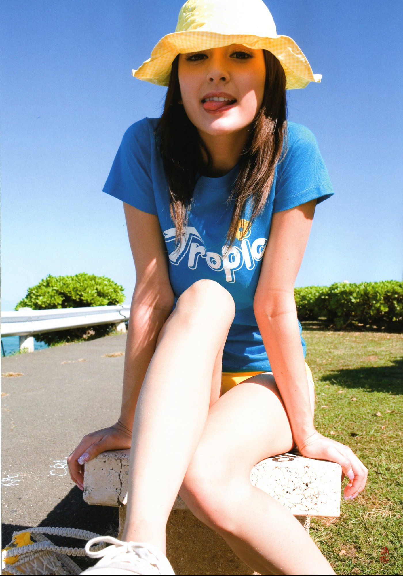 Leah Dizon Leg Photoshoot