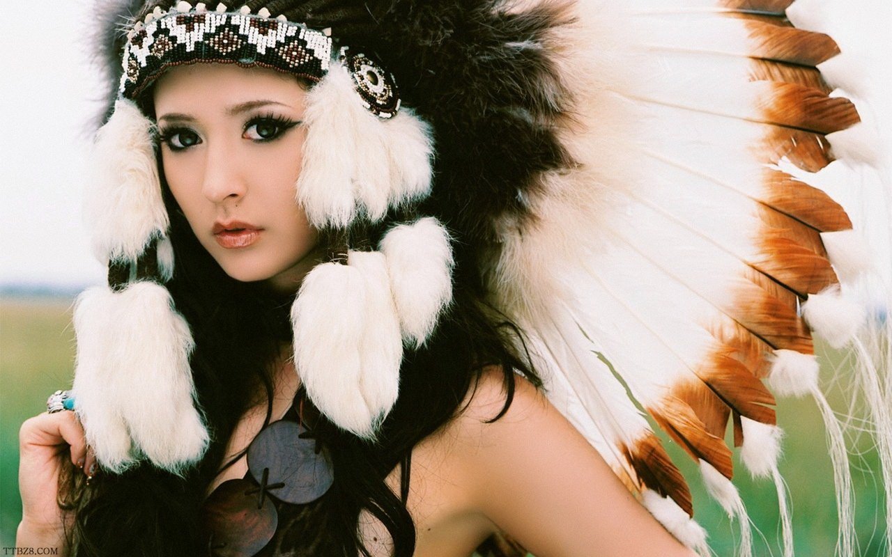 Leah Dizon  Photoshoot