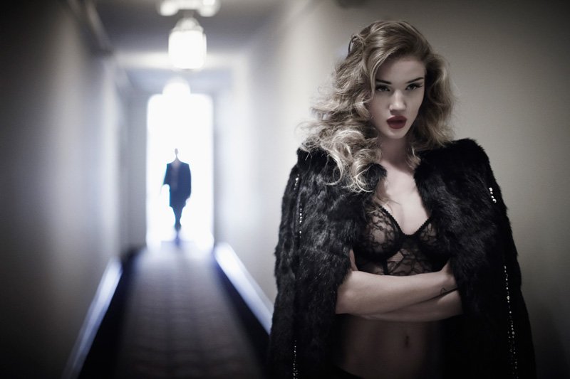 Rosie HuntingtonWhiteley  Photoshoot