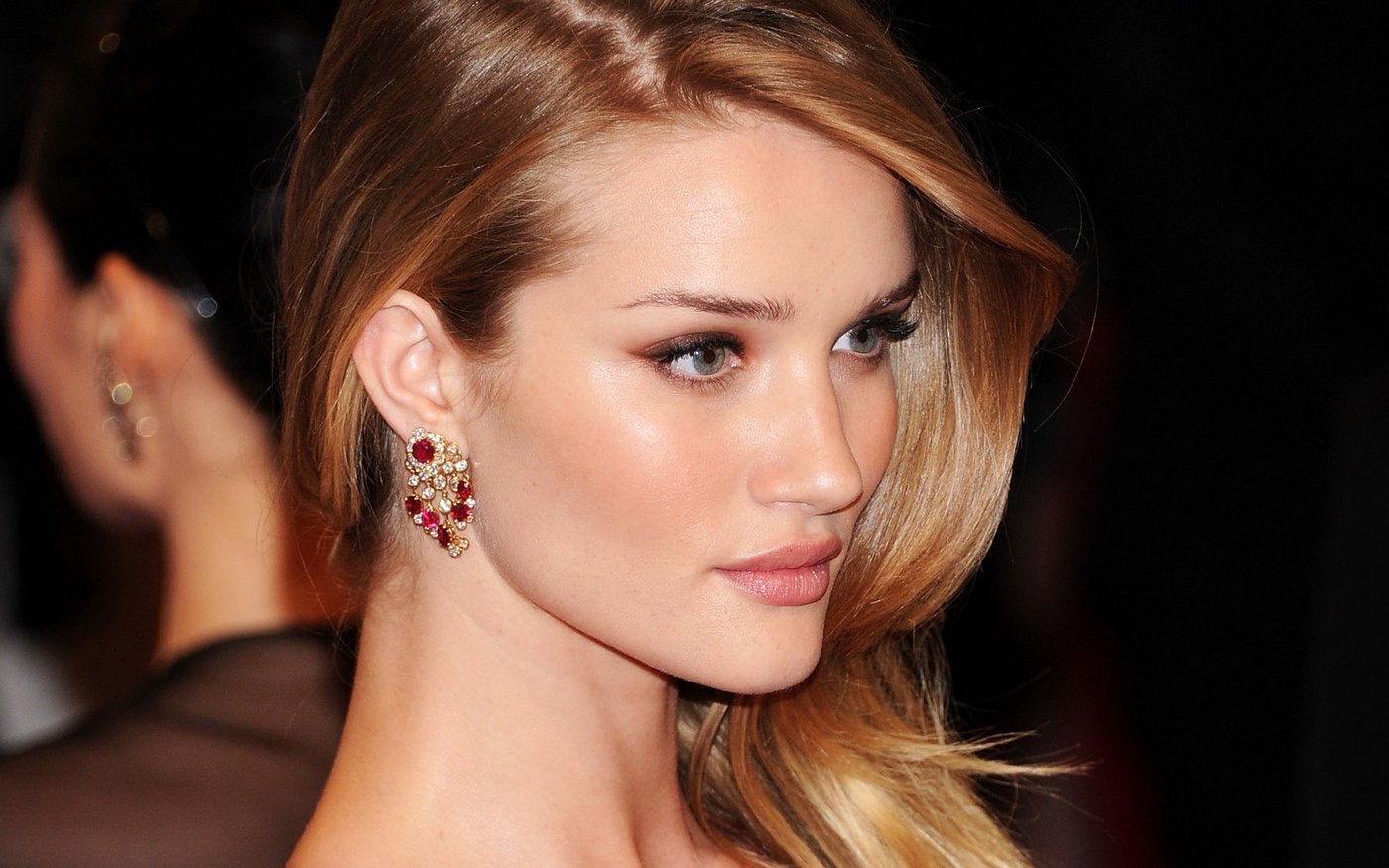 Rosie HuntingtonWhiteley Breast Photoshoot