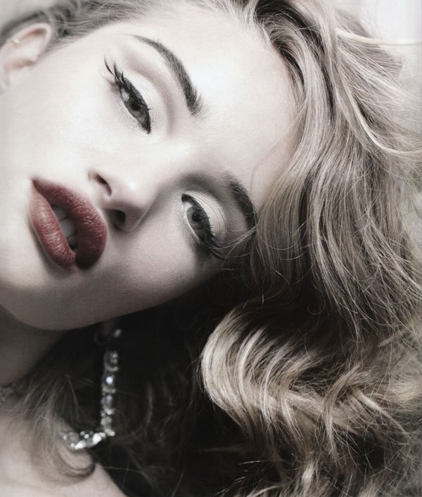 Rosie HuntingtonWhiteley  Photoshoot