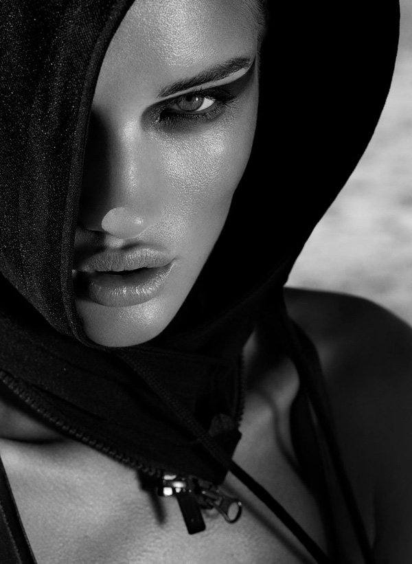 Rosie HuntingtonWhiteley  Photoshoot