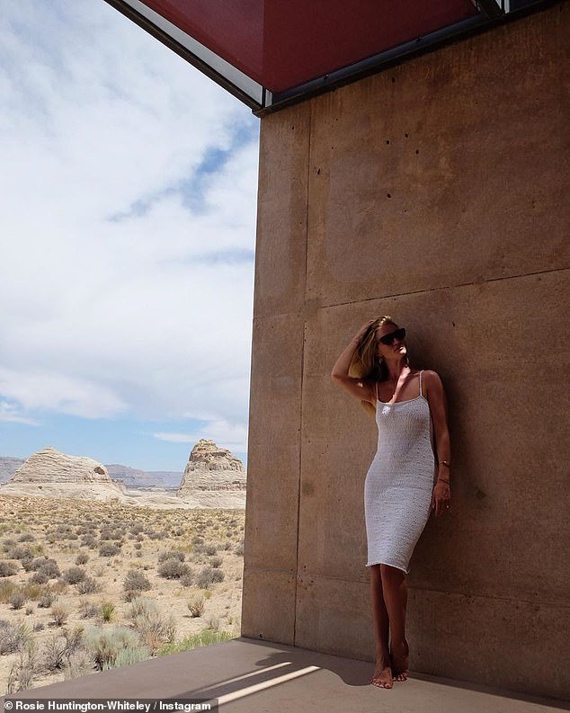 Rosie HuntingtonWhiteley  Photoshoot