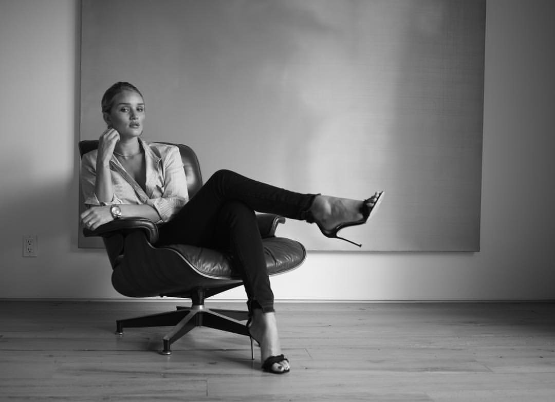 Rosie HuntingtonWhiteley  Photoshoot