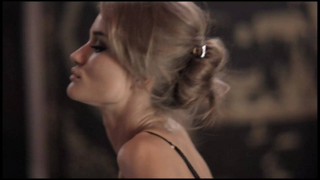 Rosie HuntingtonWhiteley Breast Photoshoot
