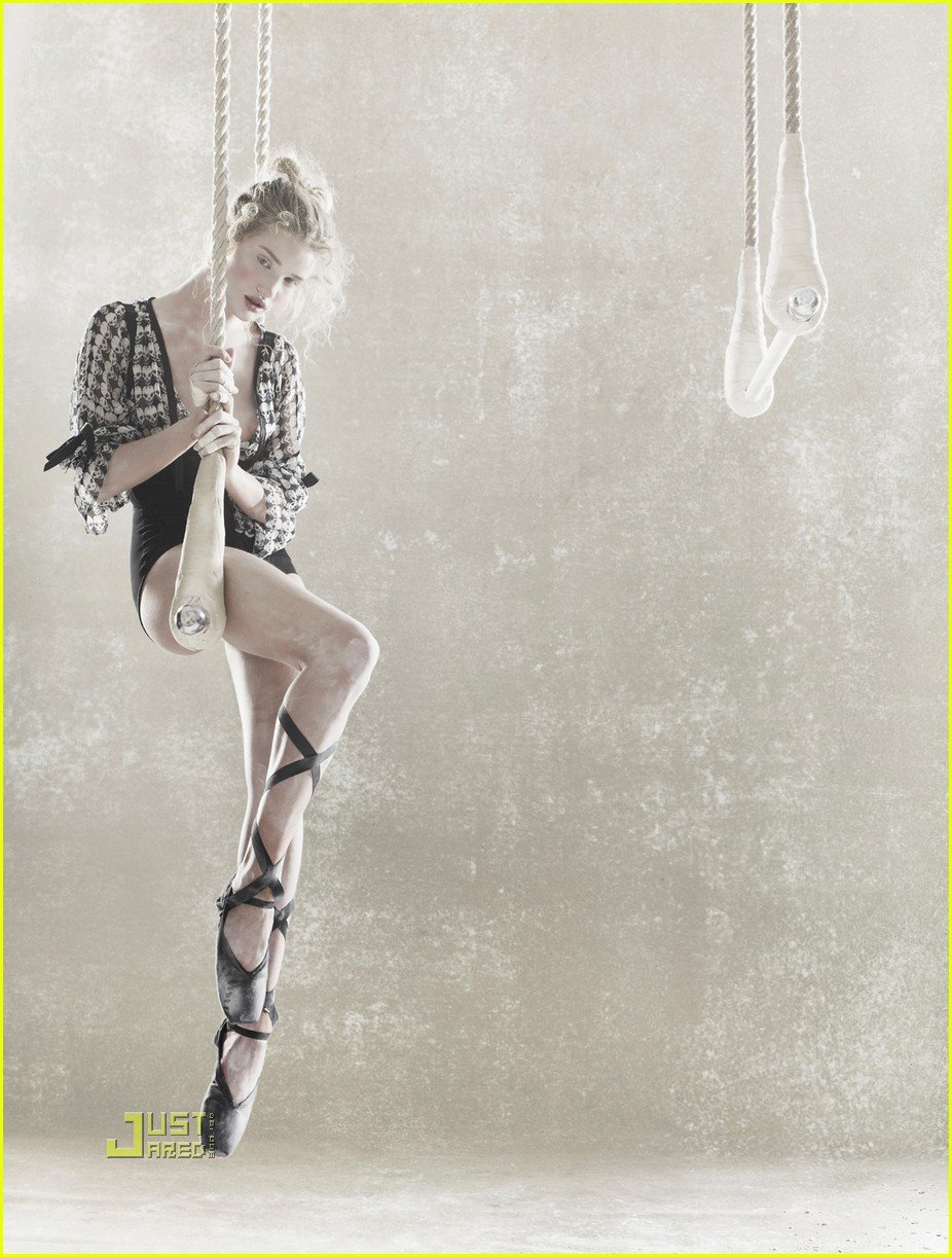 Rosie HuntingtonWhiteley  Photoshoot