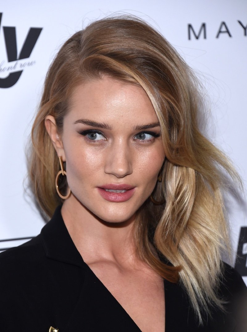 Rosie HuntingtonWhiteley  Photoshoot