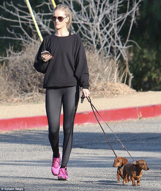 Rosie HuntingtonWhiteley  Photoshoot