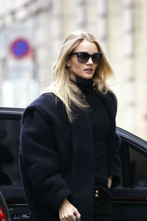 Rosie HuntingtonWhiteley  Photoshoot