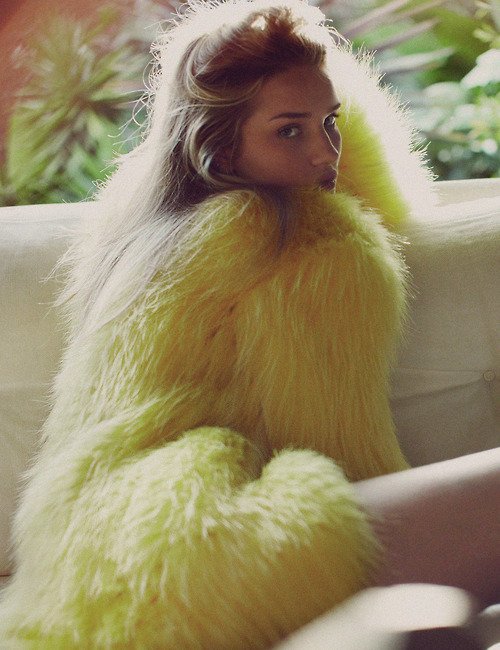 Rosie HuntingtonWhiteley  Photoshoot
