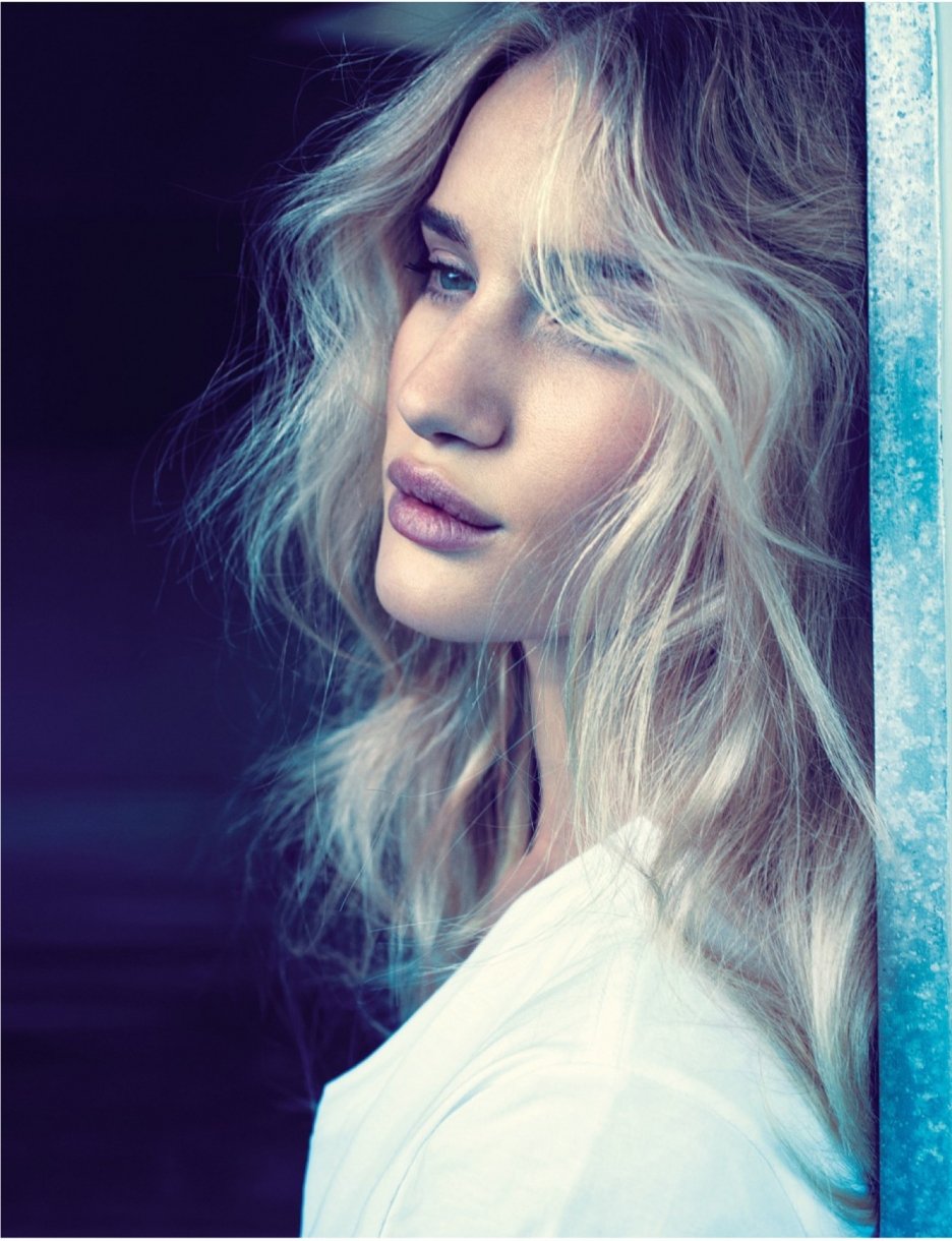 Rosie HuntingtonWhiteley  Photoshoot