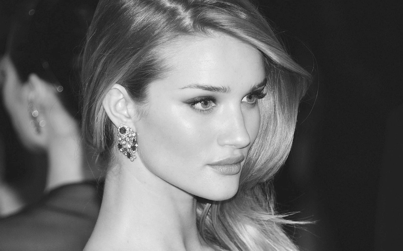 Rosie HuntingtonWhiteley  Photoshoot