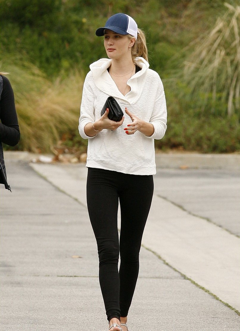 Rosie HuntingtonWhiteley  Photoshoot