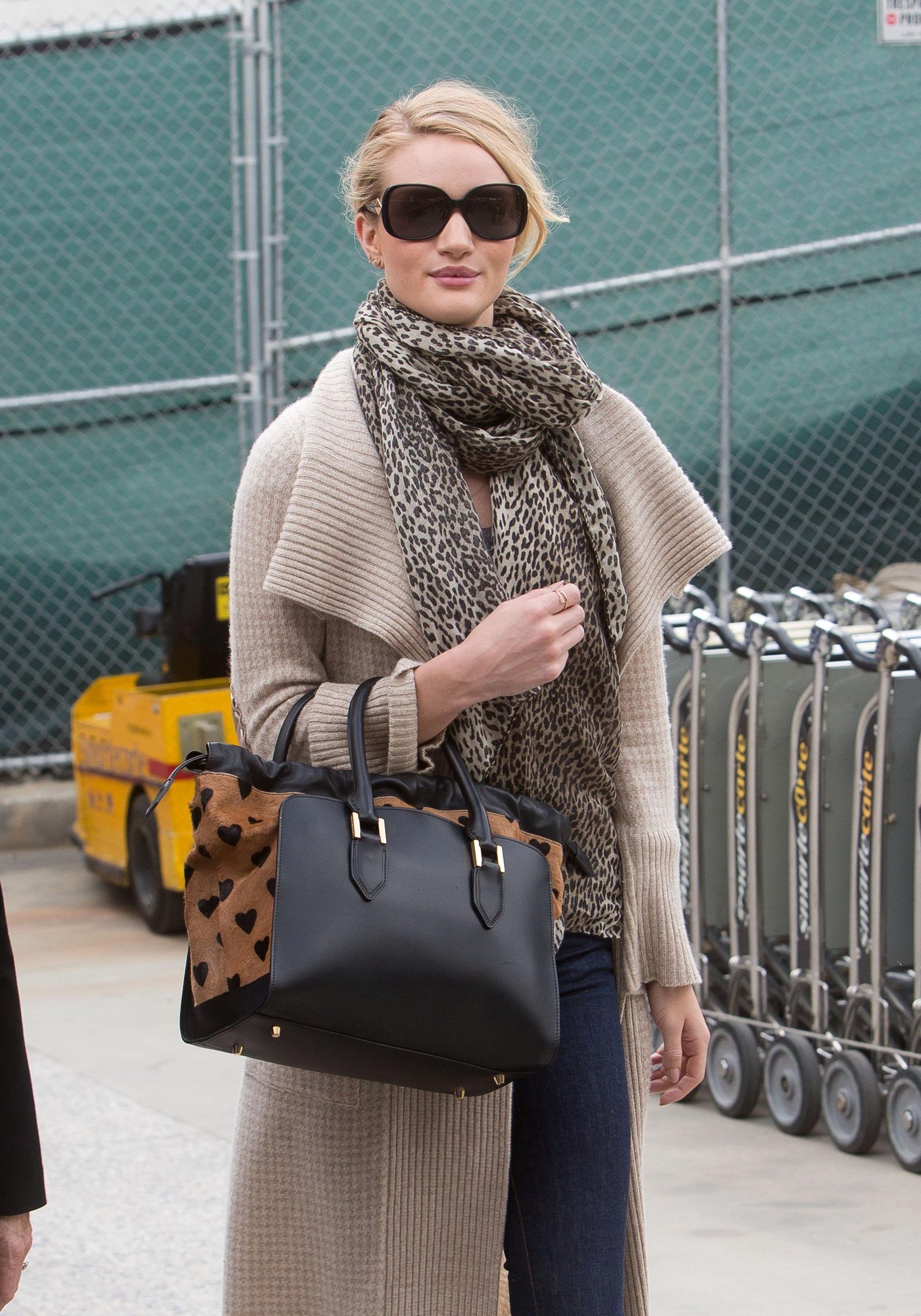 Rosie HuntingtonWhiteley  Photoshoot