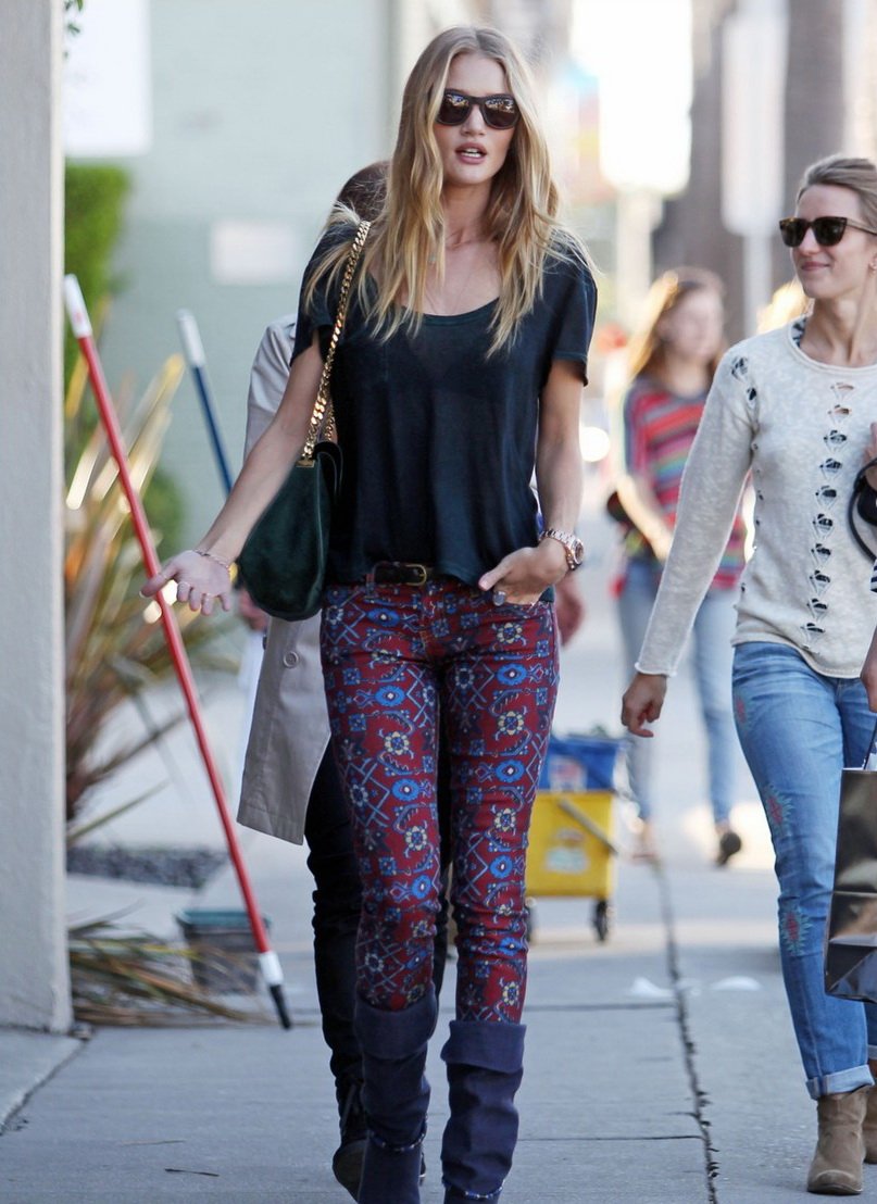 Rosie HuntingtonWhiteley  Photoshoot