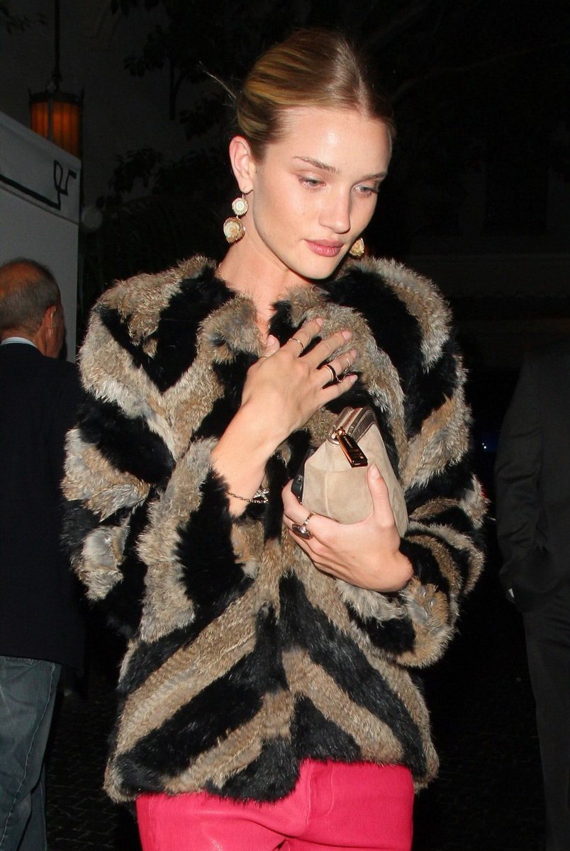 Rosie HuntingtonWhiteley  Photoshoot