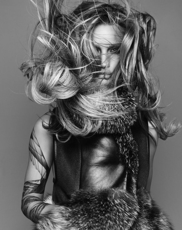 Rosie HuntingtonWhiteley Breast Photoshoot