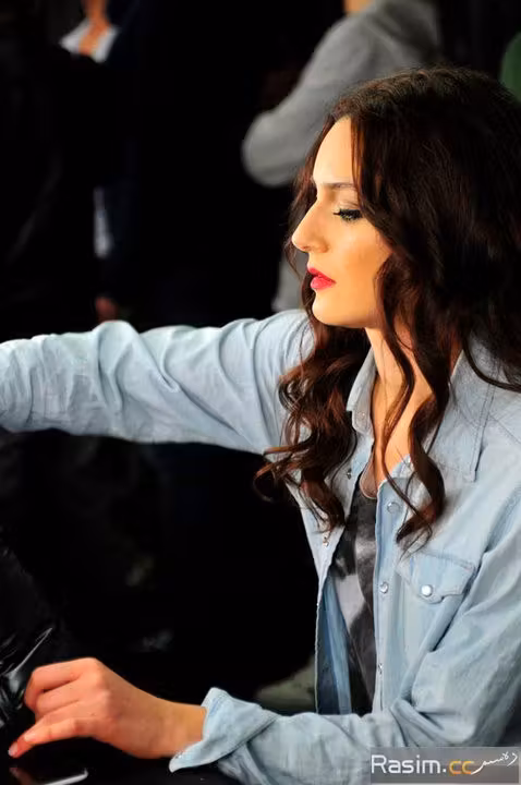 Sedef Avci  Photoshoot