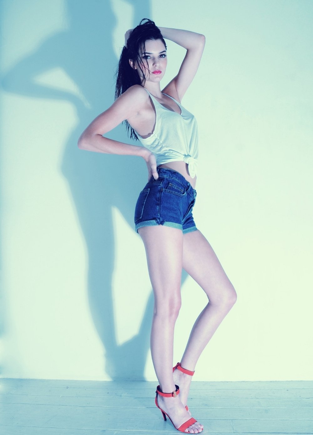 Kendall Jenner Leg Photoshoot