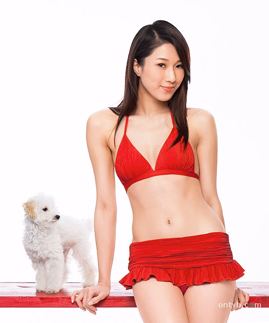 Linda Chung Leg Photoshoot