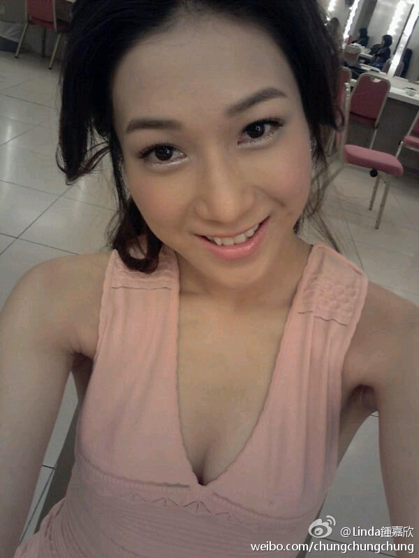 Linda Chung Leg Photoshoot