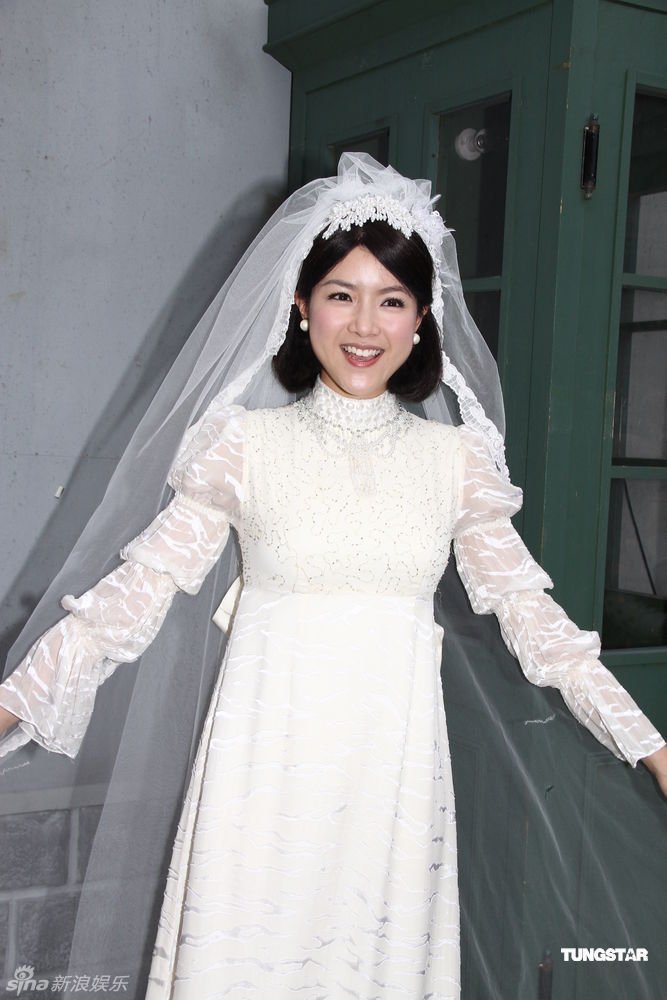 Aimee Chan  Photoshoot