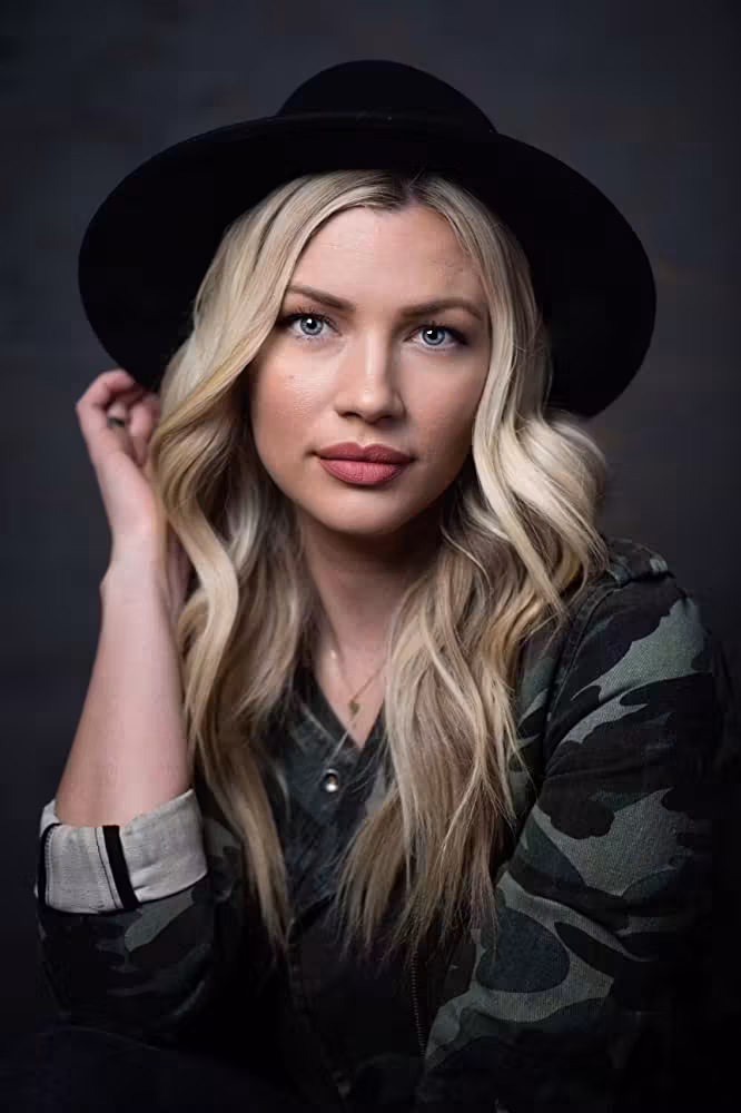 Amber Coyle  Photoshoot