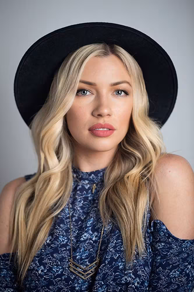 Amber Coyle  Photoshoot