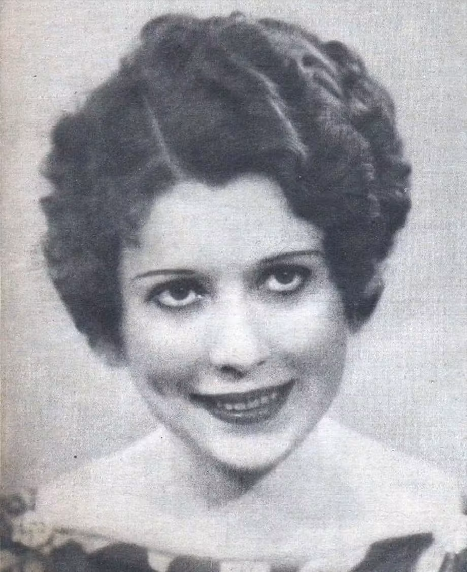 Annette Hanshaw  Photoshoot