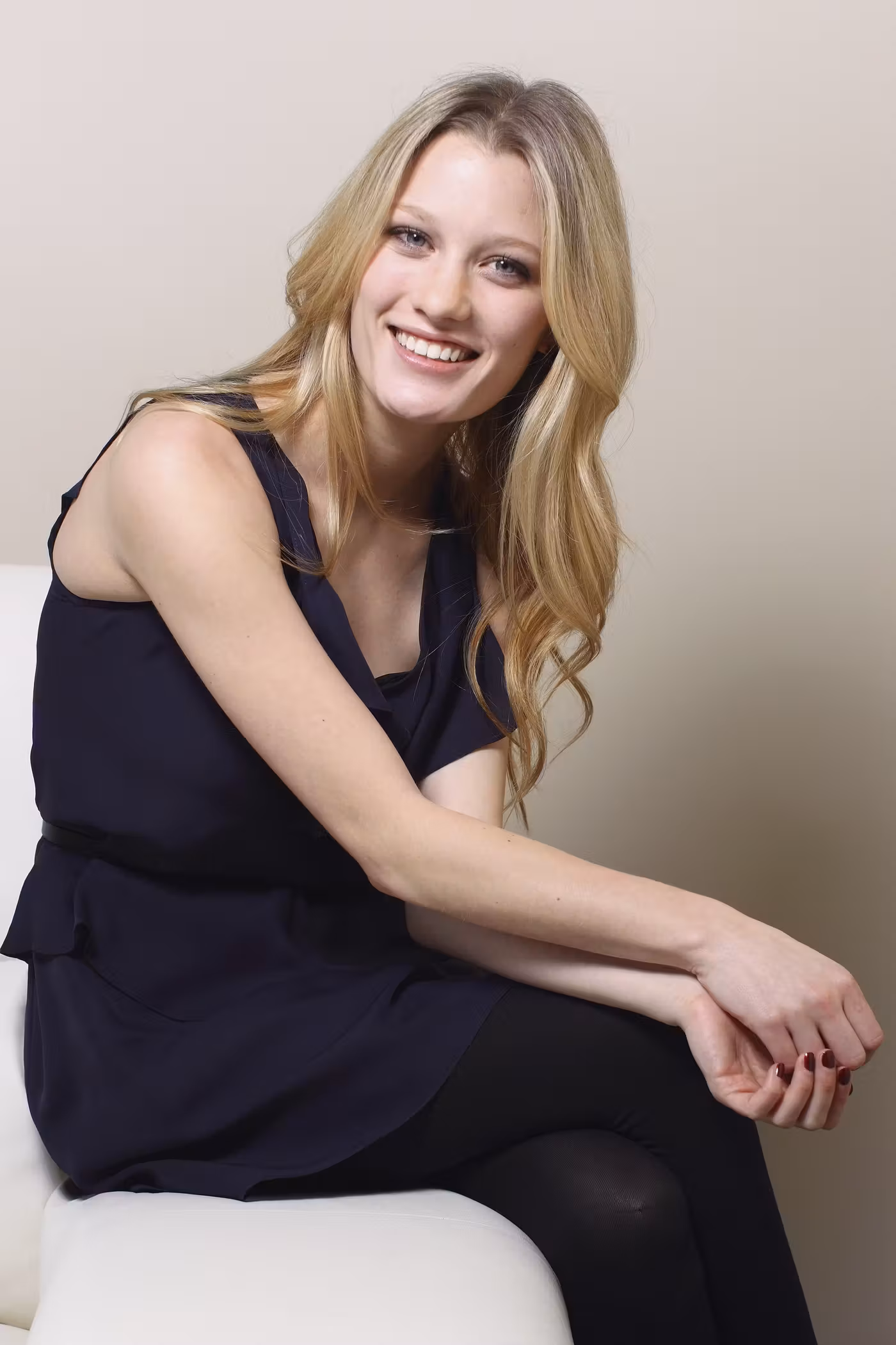 Ashley Hinshaw  Photoshoot