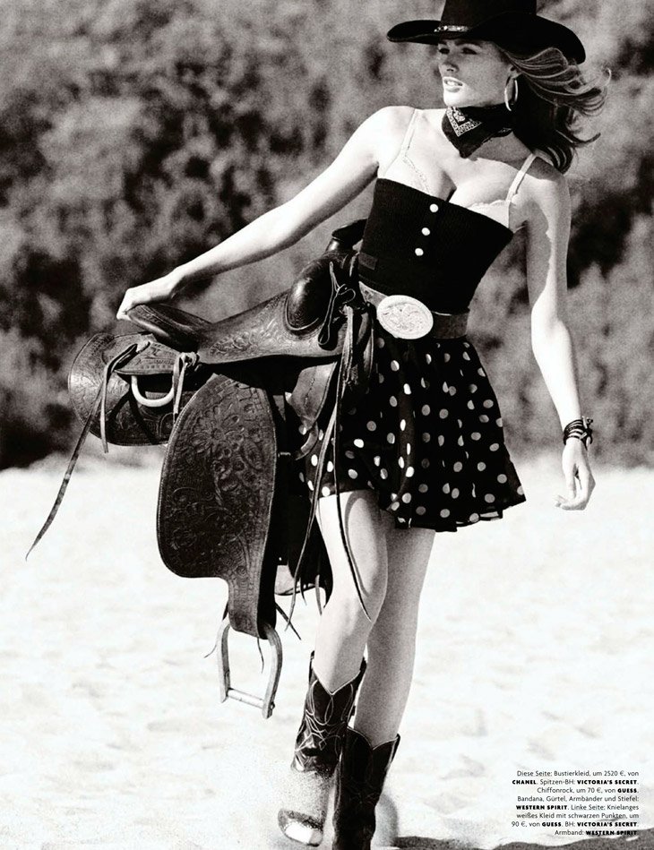 Edita Vilkeviciute  Photoshoot
