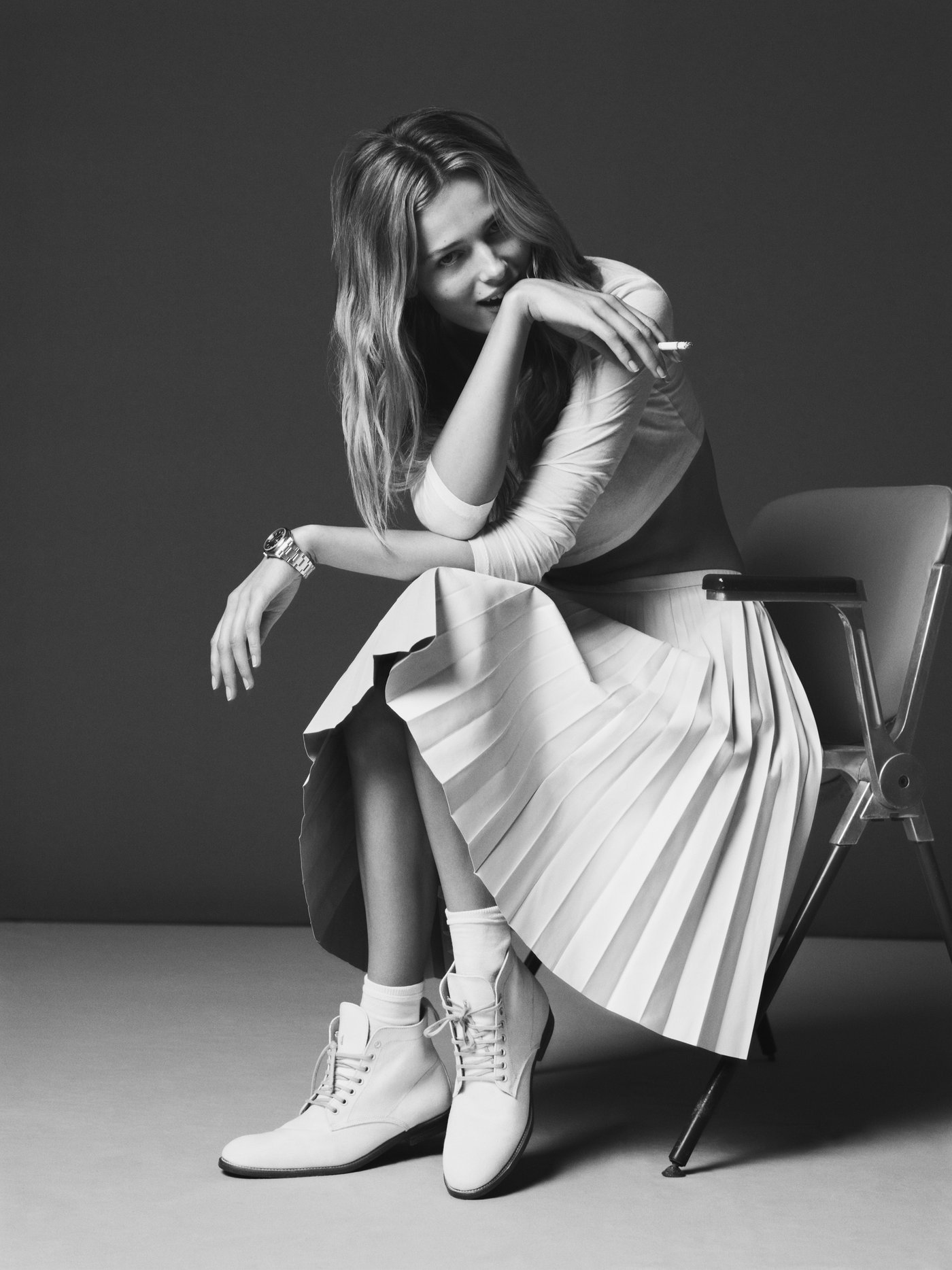 Edita Vilkeviciute Leg Photoshoot