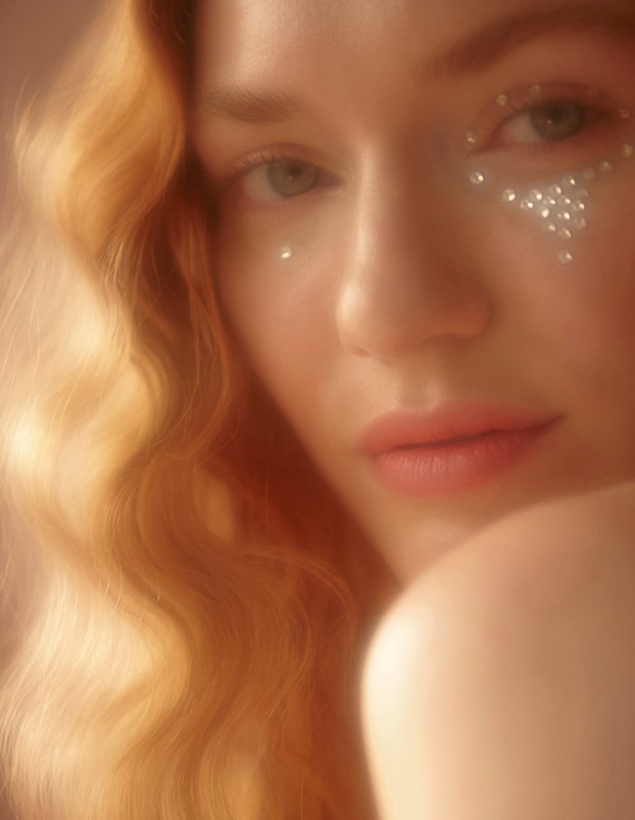 Eleanor Tomlinson  Photoshoot