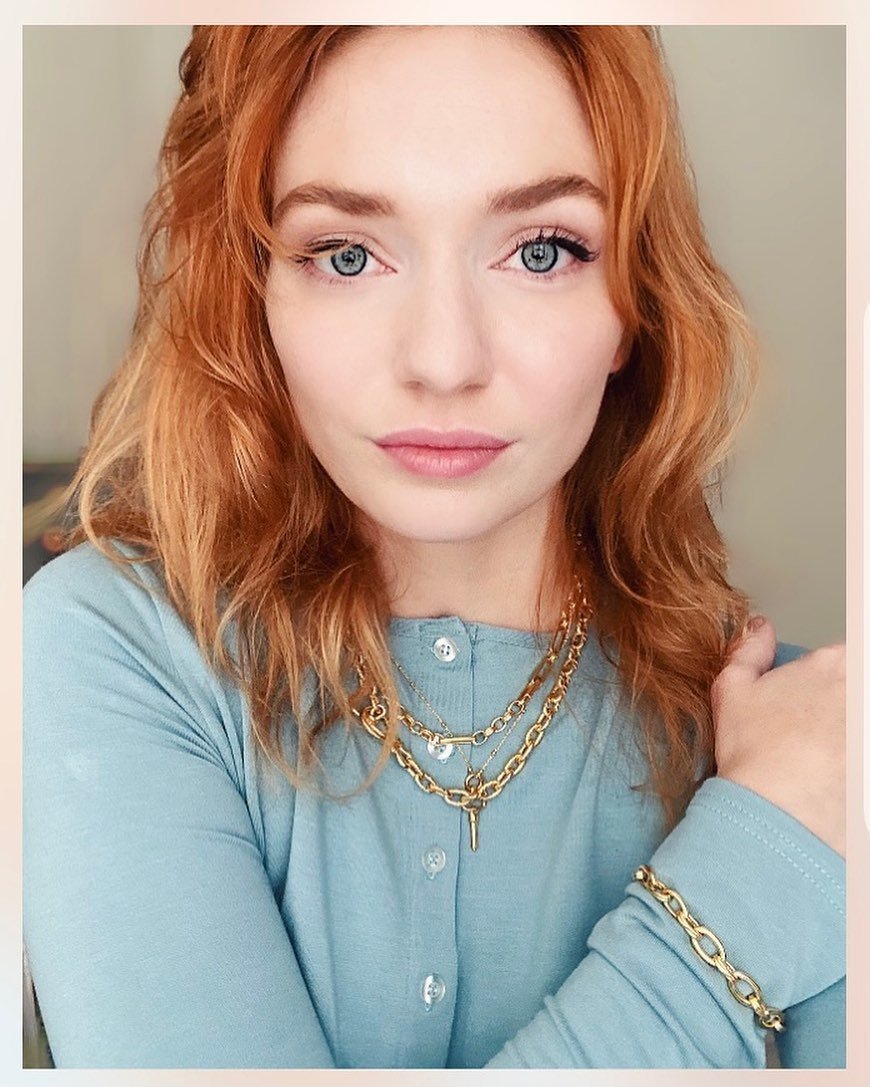 Eleanor Tomlinson  Photoshoot
