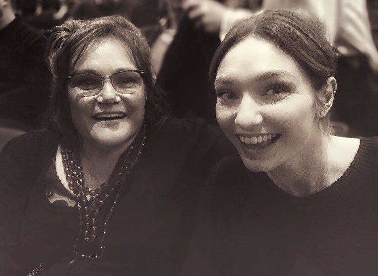 Eleanor Tomlinson  Photoshoot