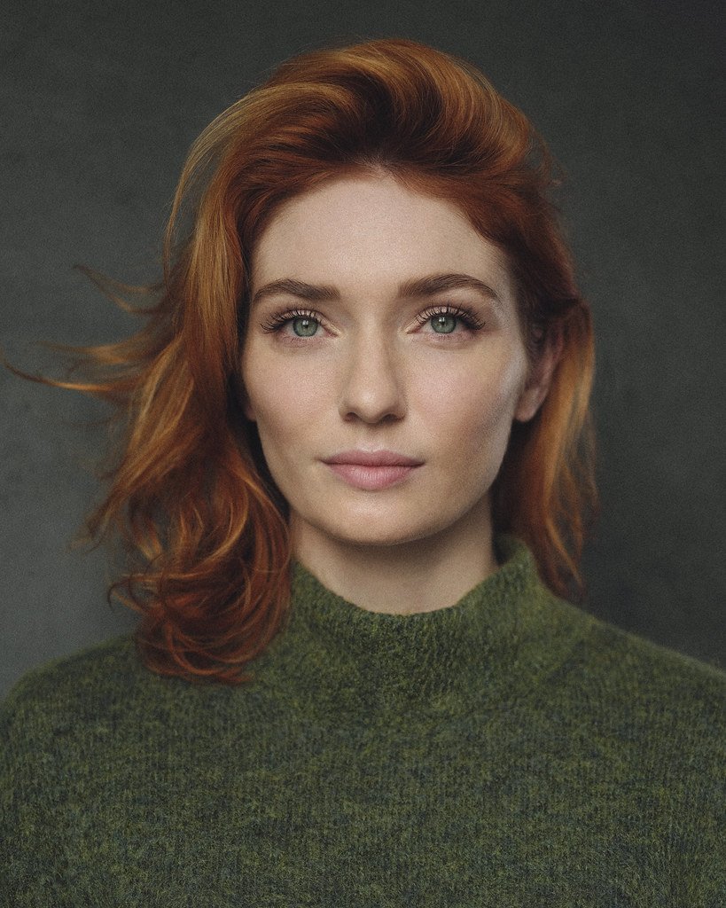Eleanor Tomlinson  Photoshoot