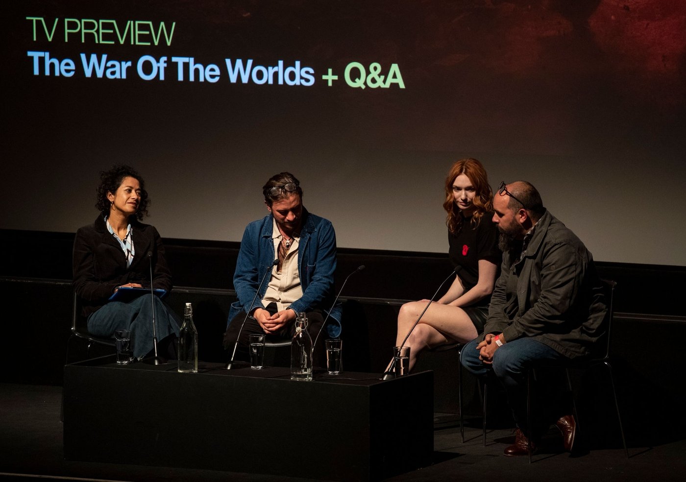 Eleanor Tomlinson  Photoshoot