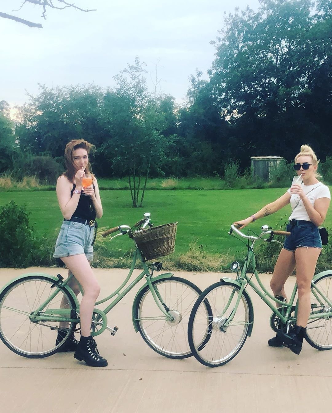 Eleanor Tomlinson  Photoshoot