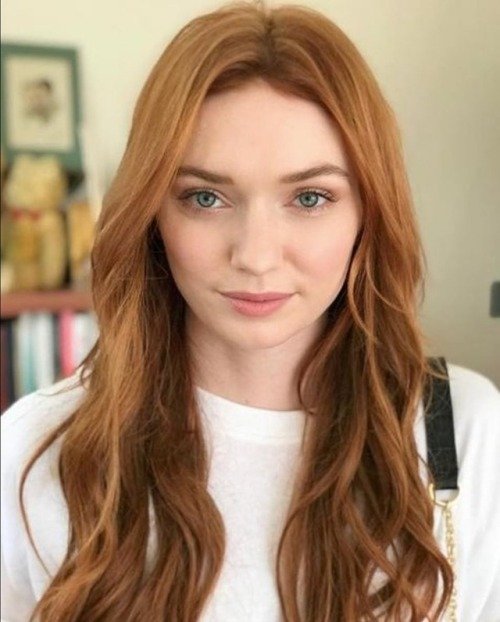 Eleanor Tomlinson  Photoshoot