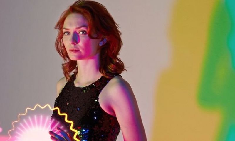 Eleanor Tomlinson  Photoshoot