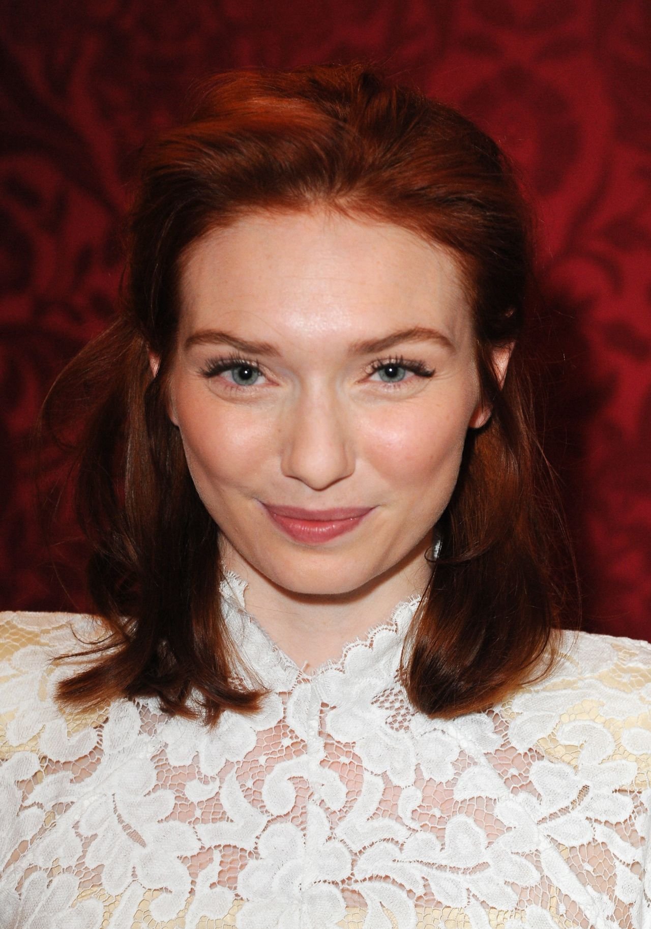 Eleanor Tomlinson  Photoshoot