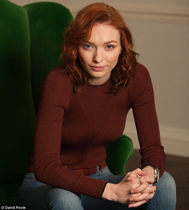 Eleanor Tomlinson Sexy and Hottest Photos , Latest Pics