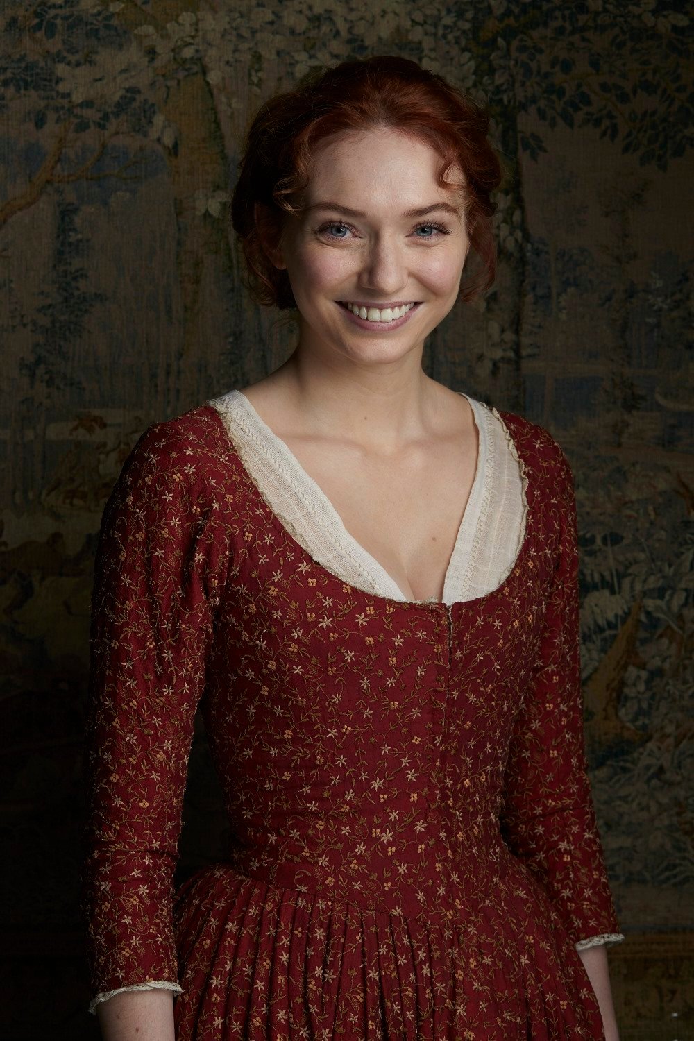 Eleanor Tomlinson  Photoshoot