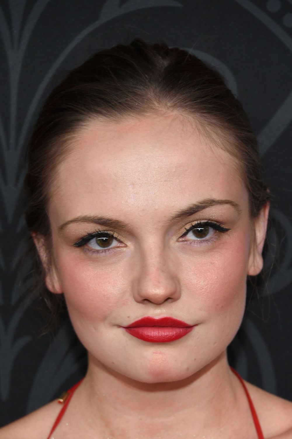 Emily Meade Sexy and Hottest Photos , Latest Pics
