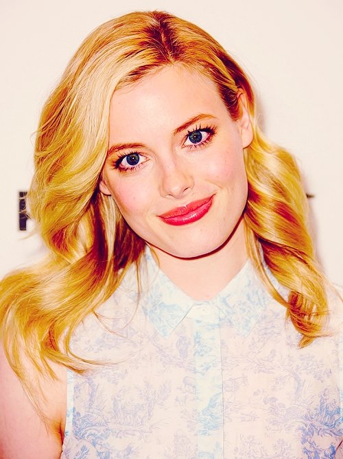 Gillian Jacobs  Photoshoot