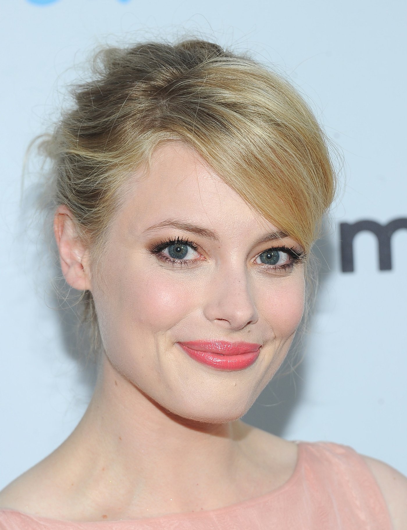 Gillian Jacobs  Photoshoot